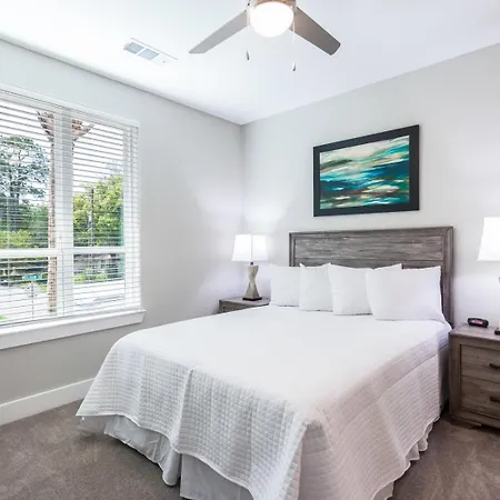 Stay Gia Modern 2 Bedroom Apartment At The Exchange